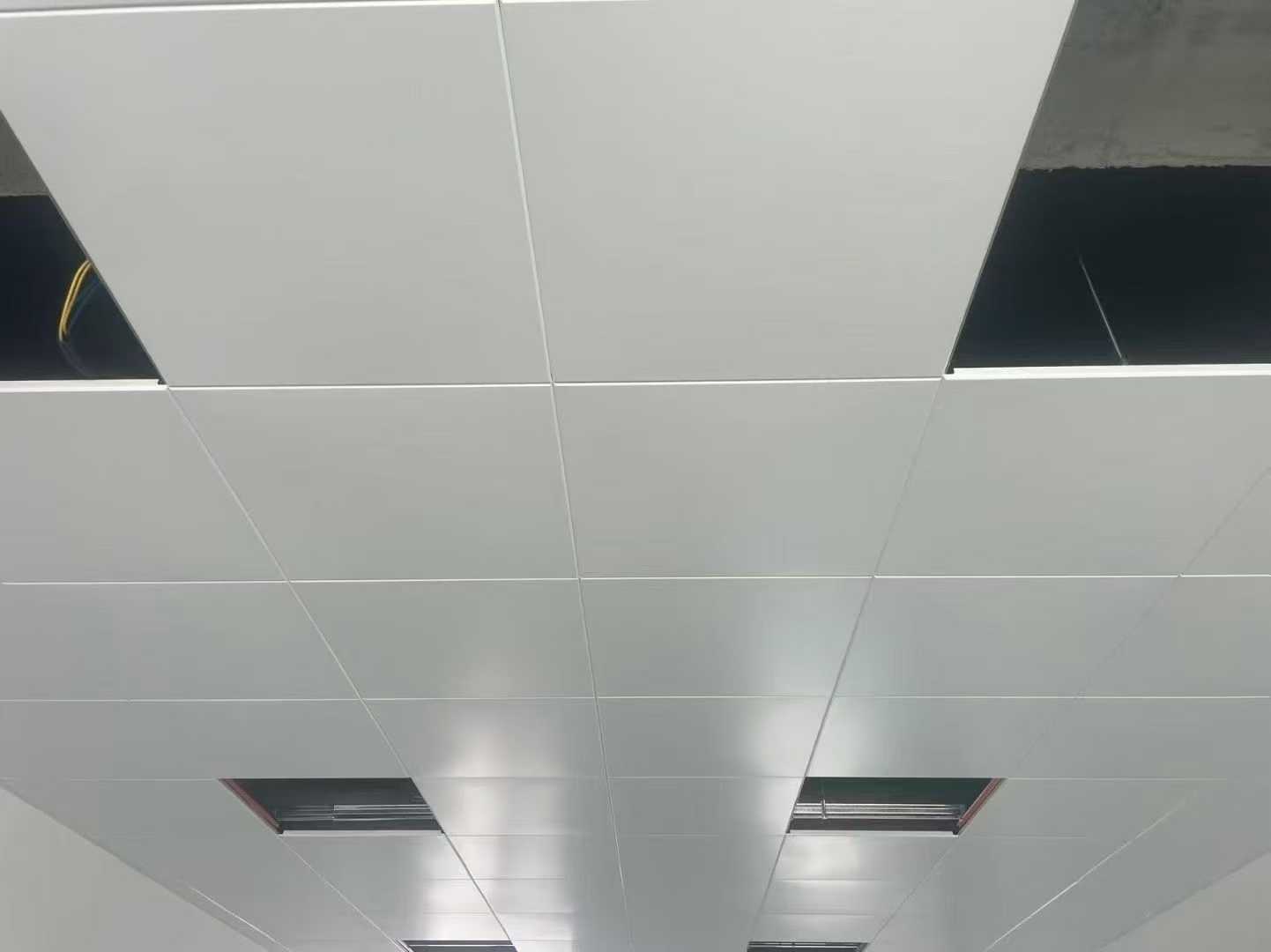 佛山智慧新城600*600铝扣板